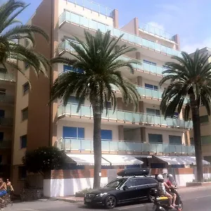 https://gran-appartamento-sul-mare.hotelitalianriviera.com